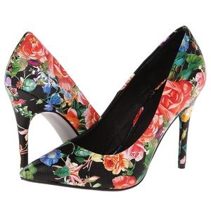 Chinese Laundry Neapolitan Floral Heel/Stiletto